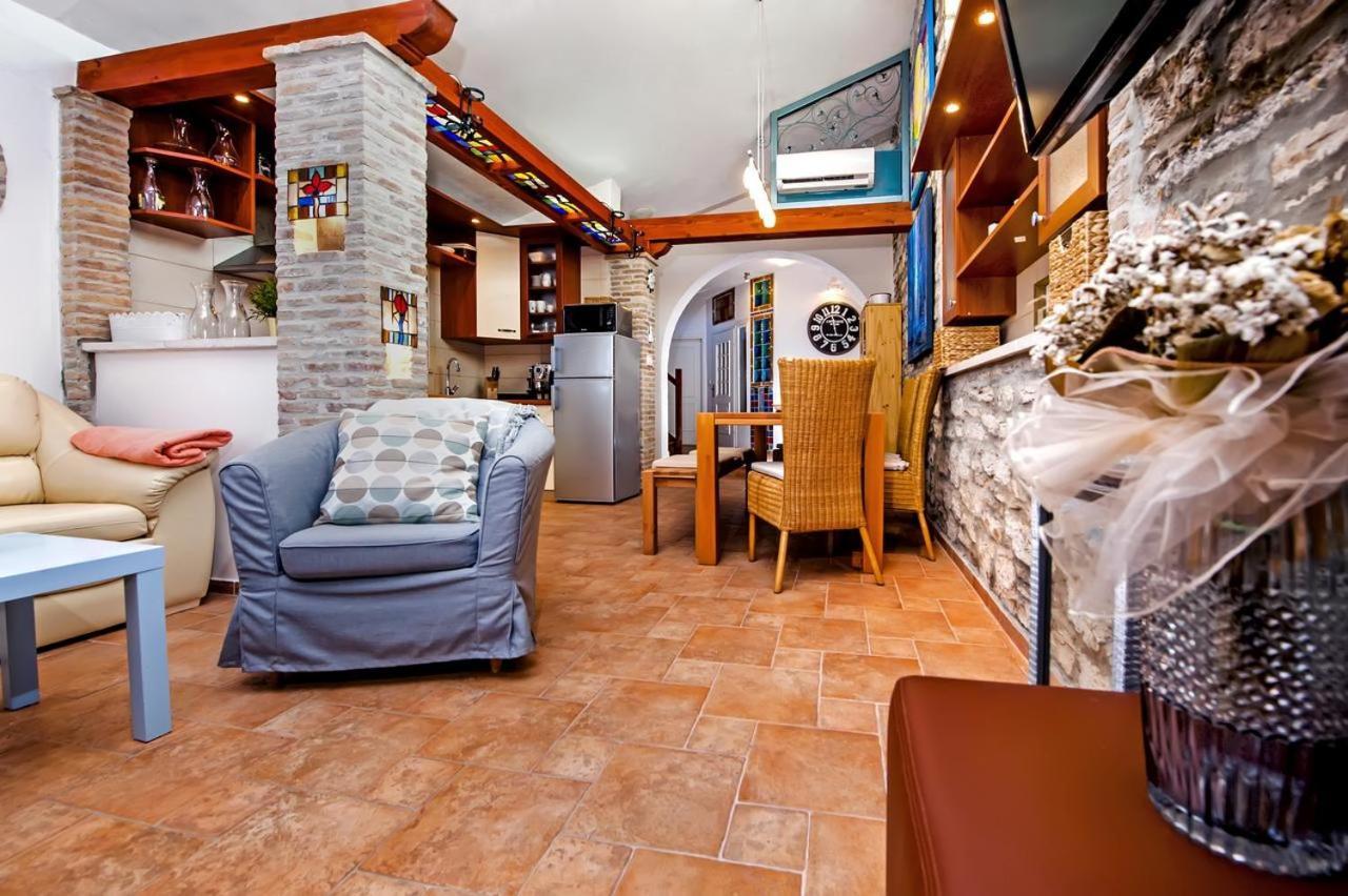 "Art House" Rovinj-Holiday, Holiday Home To Rent Rovinjsko Selo Extérieur photo