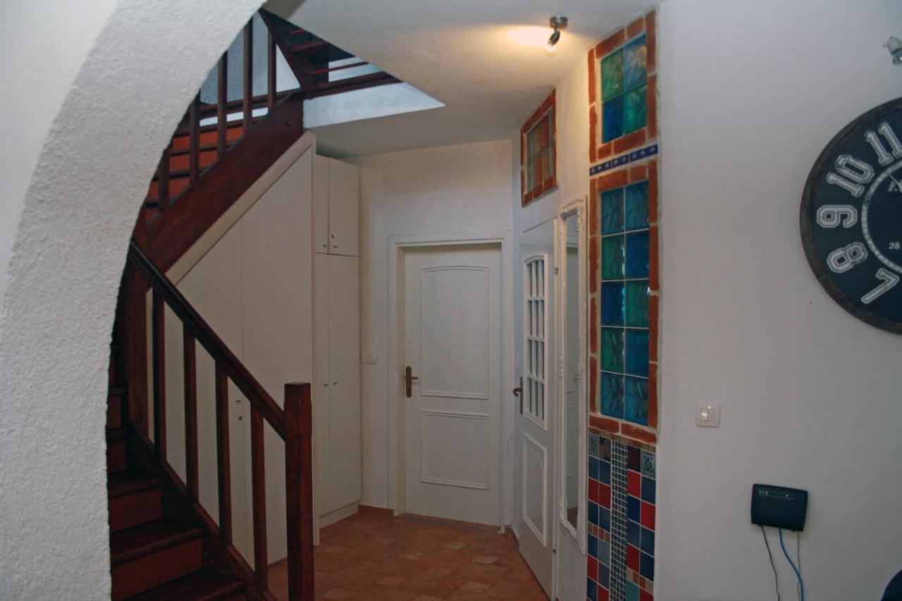 "Art House" Rovinj-Holiday, Holiday Home To Rent Rovinjsko Selo Extérieur photo