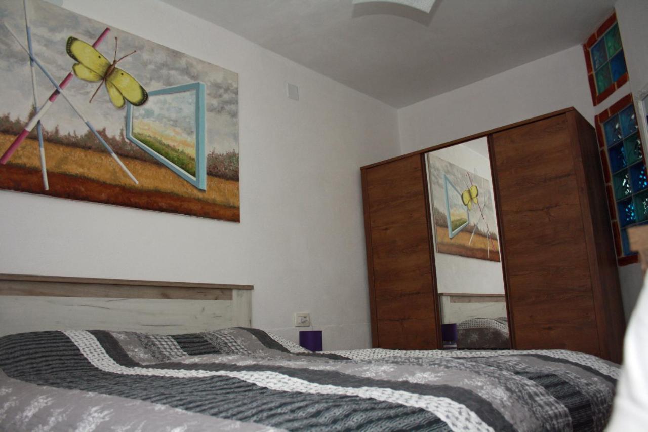 "Art House" Rovinj-Holiday, Holiday Home To Rent Rovinjsko Selo Extérieur photo