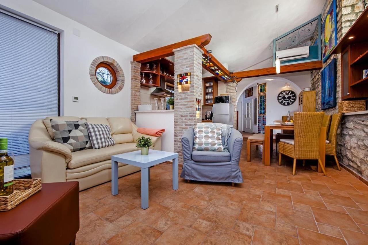 "Art House" Rovinj-Holiday, Holiday Home To Rent Rovinjsko Selo Extérieur photo
