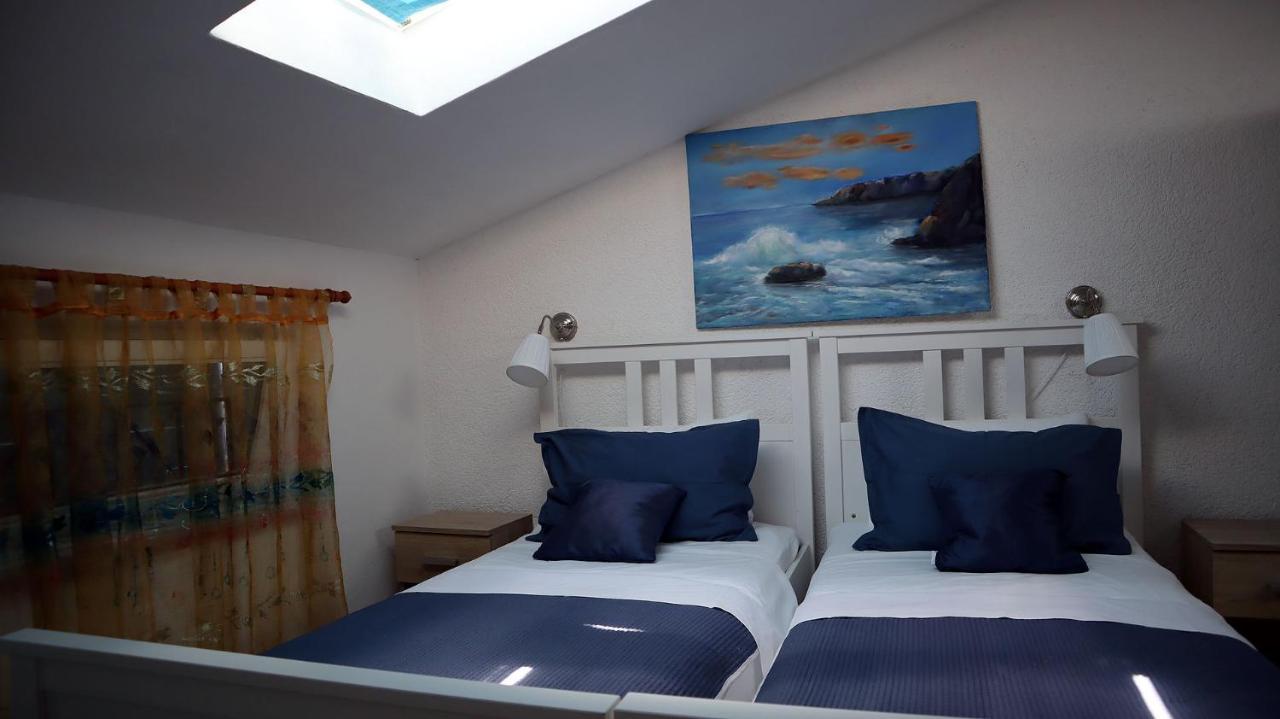"Art House" Rovinj-Holiday, Holiday Home To Rent Rovinjsko Selo Extérieur photo