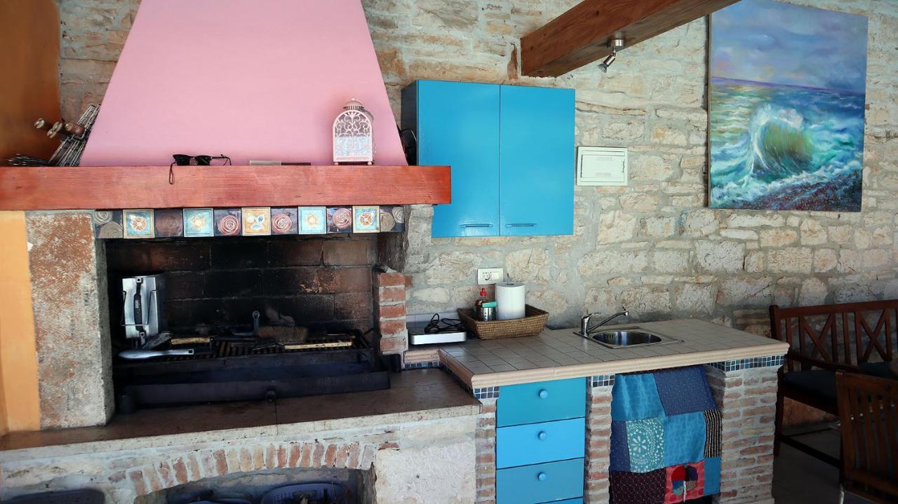 "Art House" Rovinj-Holiday, Holiday Home To Rent Rovinjsko Selo Extérieur photo