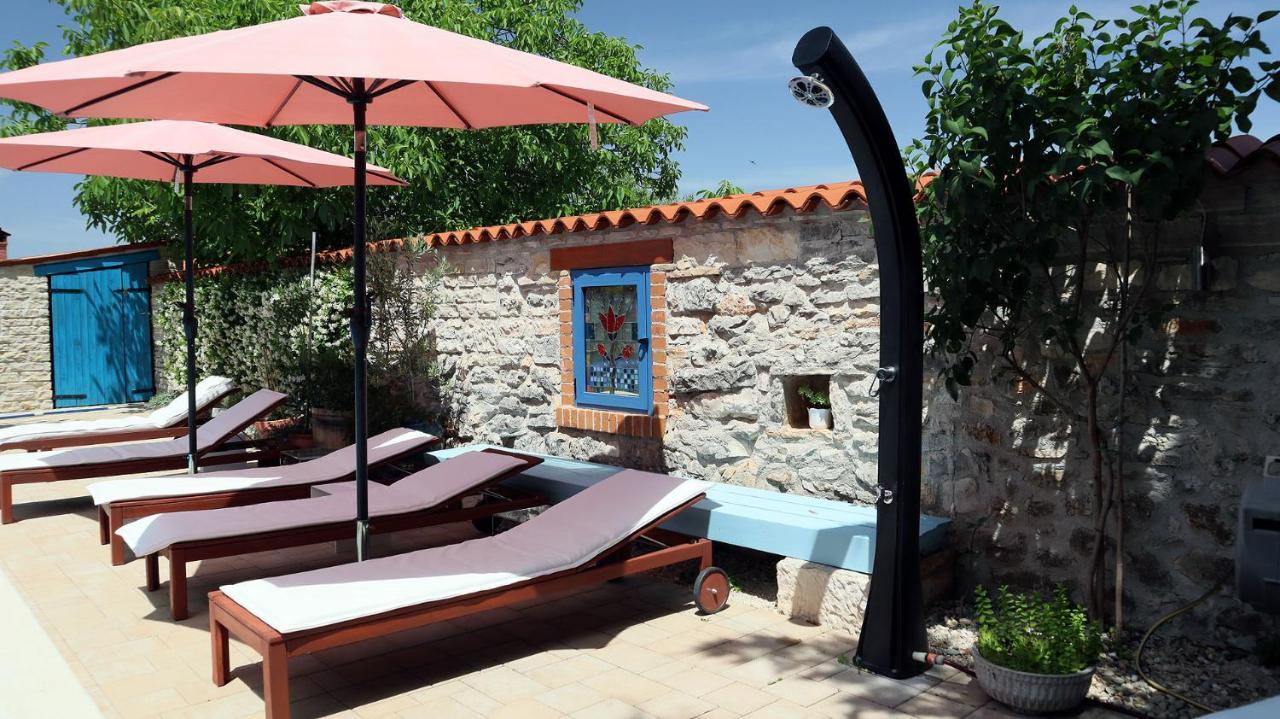 "Art House" Rovinj-Holiday, Holiday Home To Rent Rovinjsko Selo Extérieur photo